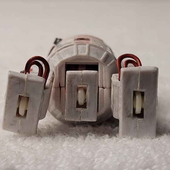 Mini Star Wars legacy Red 2 x-wing exclusive Wedge Antilles Droid R5-G8 Arfive - Picture 5 of 7